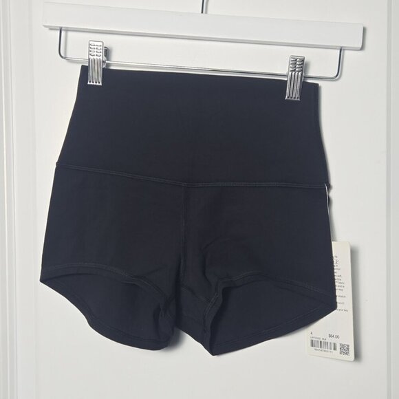 NWT Lululemon Align High-Rise Short 2" - 4 Black - Picture 3 of 8